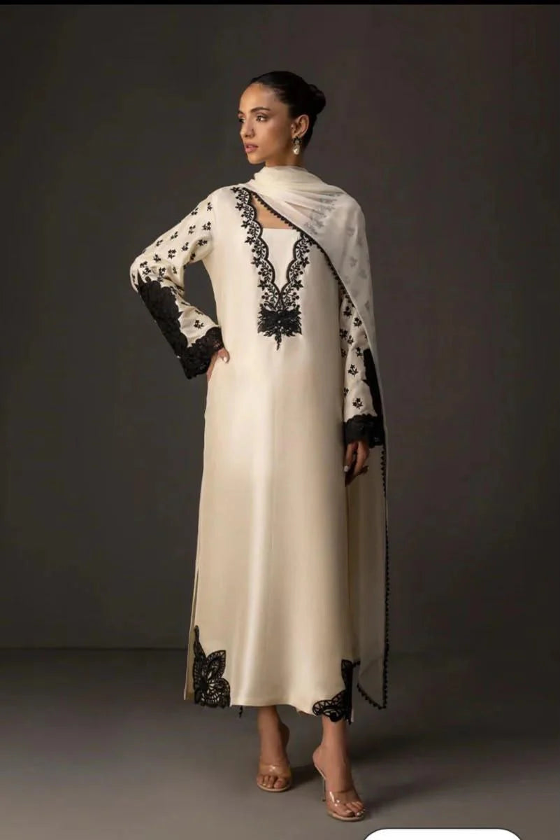 DIgital Printed Shamooz Silk Three piece-Unstitched