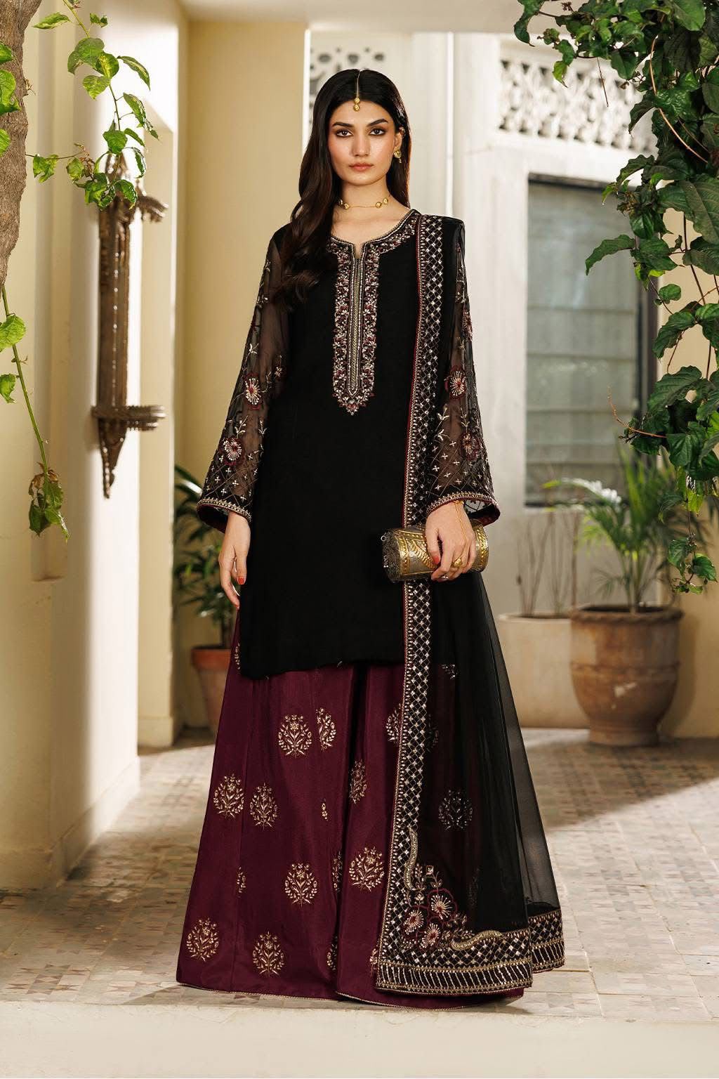IZNIK Heavy Embroidered