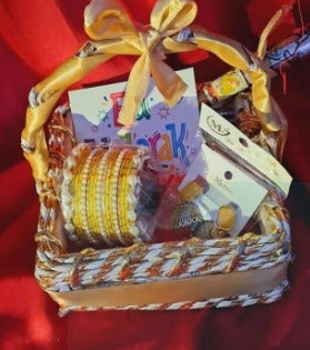Customize Gift Basket For Girls