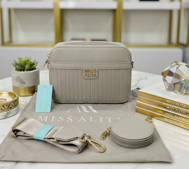 Textured Camera Crossbody Bag Set