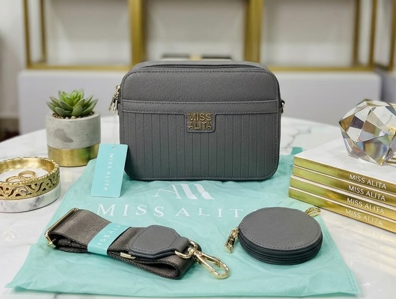 Textured Camera Crossbody Bag Set