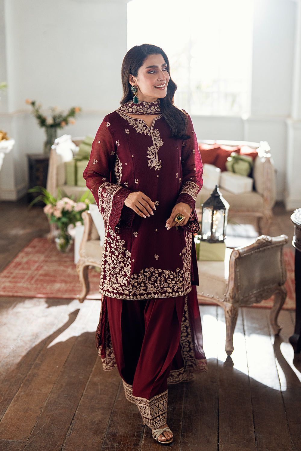 AZURE Dhanak Embroidered Luxury
