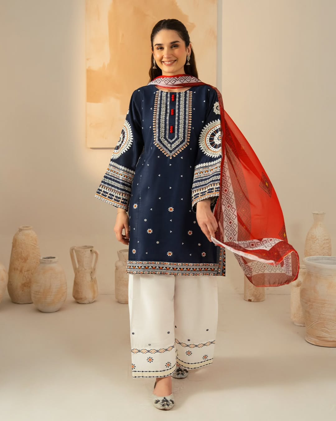 DASTAAN EMBROIDERY With FARSHI SALWAR