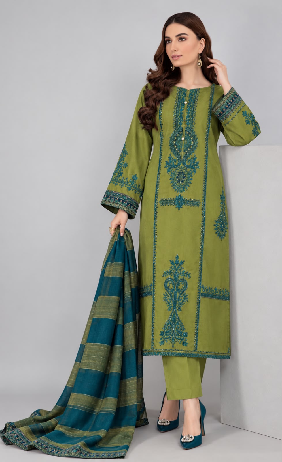 ZARA-SHAJAHAN Dhanak Embroidered Hit Code Unstiched 3pc