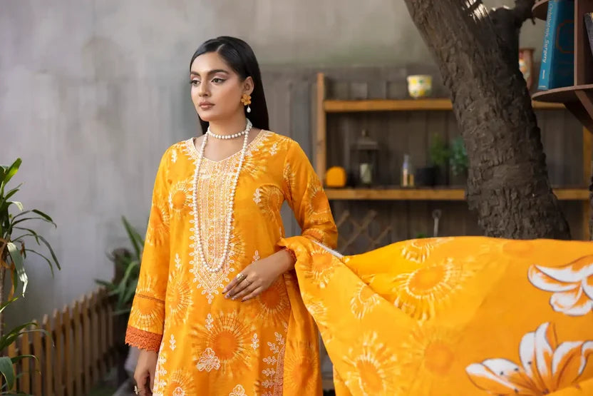 EMBROIDERED LAWN SUIT